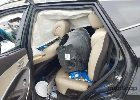 2017 Hyundai Santa Fe Sport z USA, uszkodzony, nr VIN 5NMZUDLB7HH008981